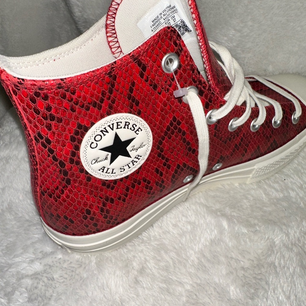 Converse Unisex Red Leather All Star High-Tops Sz (10.5 Women’s or Men’s 8.5) - Picture 10 of 14